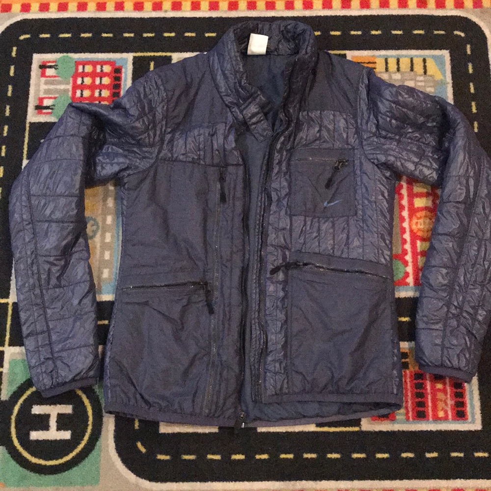 Nike light weight dri fit jacket